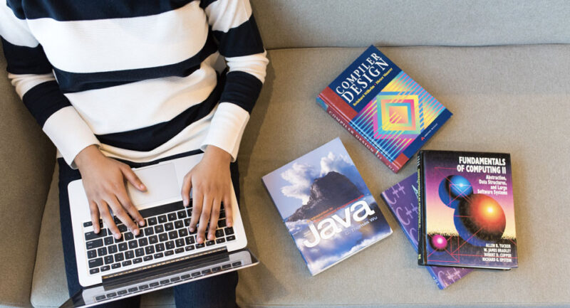 programming language used to build Instagram